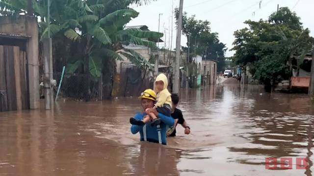 Susana Solis Informa DECENAS DE FAMILIAS afectadas en tres municipios por lluvias en Chiapas