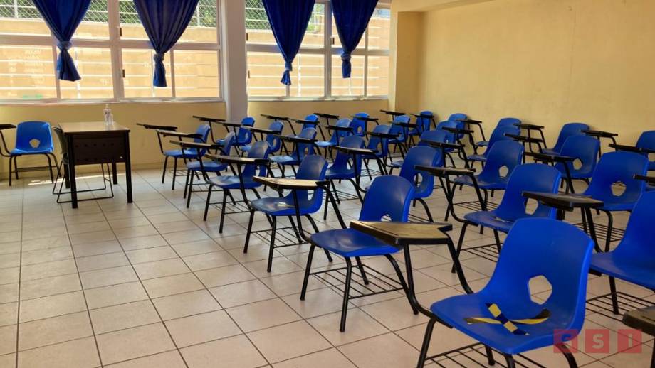 FAMILIAS enteras contagiadas de COVID-19, suspenden clases en escuelas - Susana Solis Informa