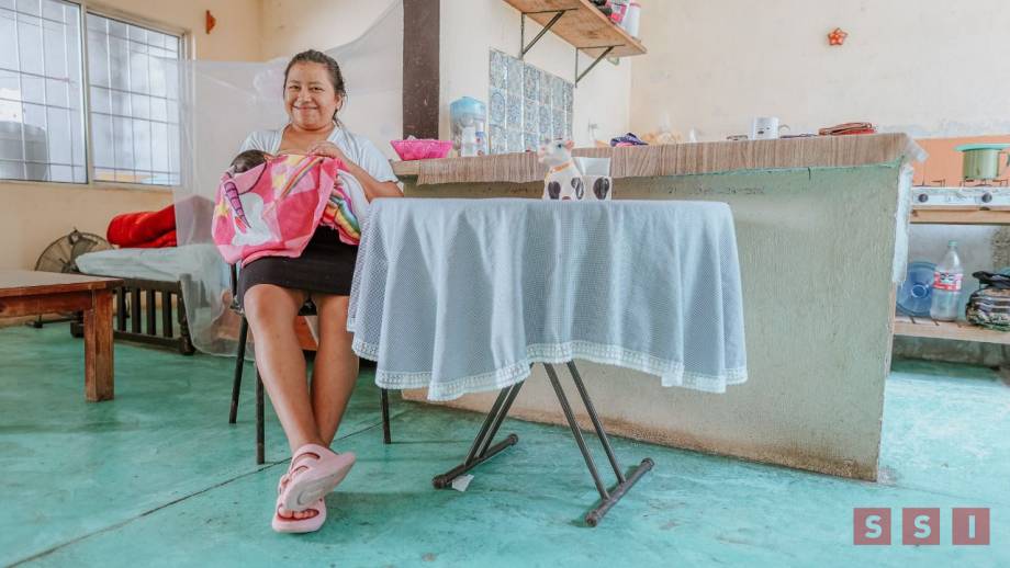 Médicos del IMSS Chiapas salvan vida de bebé y retiran tumor gigante de su mamá - Susana Solis Informa