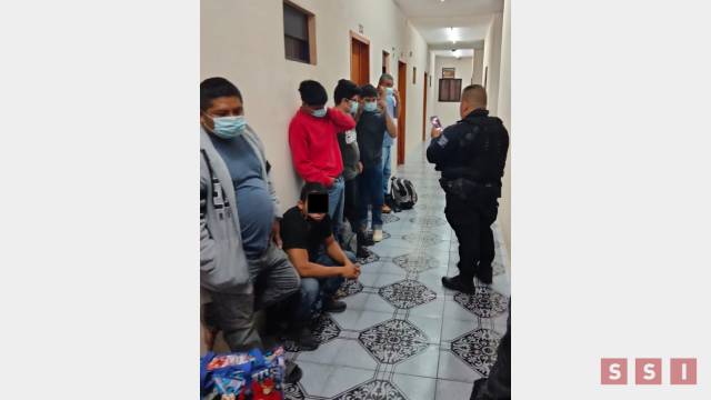 Susana Solis Informa RESCATAN a migrantes retenidos en hotel de Tuxtla