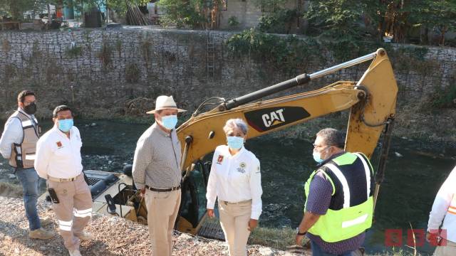 Susana Solis Informa Continúan trabajos de desazolve del río Sabinal en el lado Oriente de Tuxtla Gutiérrez