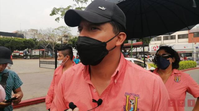 Susana Solis Informa PROTESTAN trabajadores por incumplimiento de contrato colectivo en la UNICACH