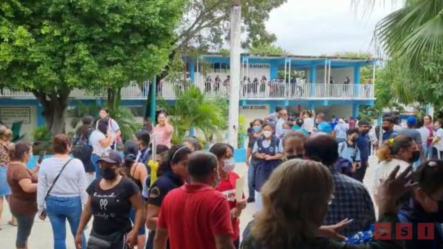 Susana Solis Informa Falsa alarma de intoxicación de alumnos de secundaria en Tuxtla