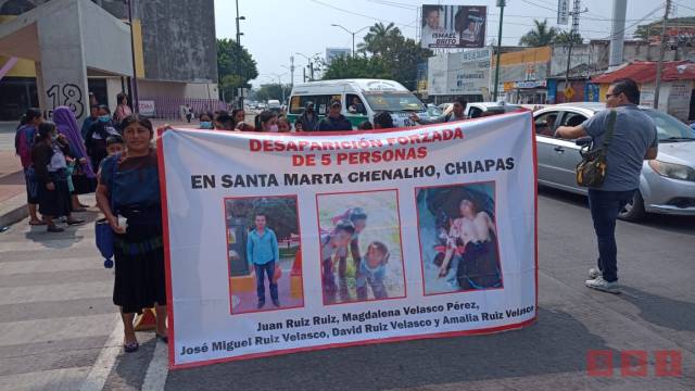 Susana Solis Informa Se manifiestan desplazados de Chenalhó; piden reubicación