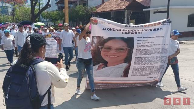 Susana Solis Informa Marchan familiares de Alondra Guerrero, desaparecida desde hace una semana
