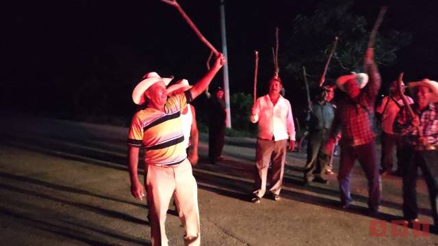 Susana Solis Informa Protestan en Villaflores contra funcionarios federales y delegado que desestabilizan el ejido Cristóbal Obregón