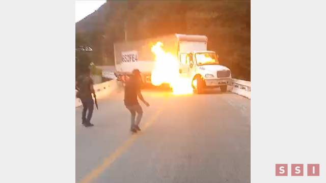 Susana Solis Informa GRUPO armado quema camión en Mazapa de Madero en Chiapas