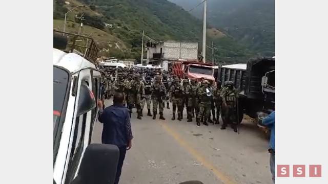 Susana Solis Informa RETIRAN bloqueos que se mantenían en la Sierra de Chiapas; pobladores intentaron detenerlos