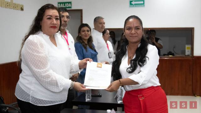Susana Solis Informa Recibe IEPC solicitud de registro de candidata a la gubernatura por Movimiento Ciudadano”