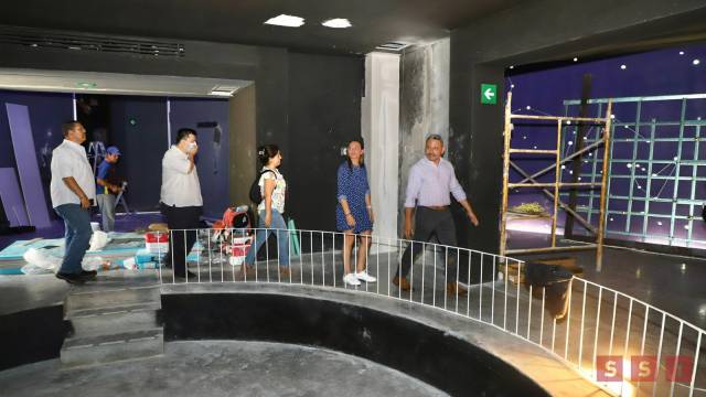 Susana Solis Informa Supervisa Helmer Ferras avances en la modernización de Planetario Tuxtla