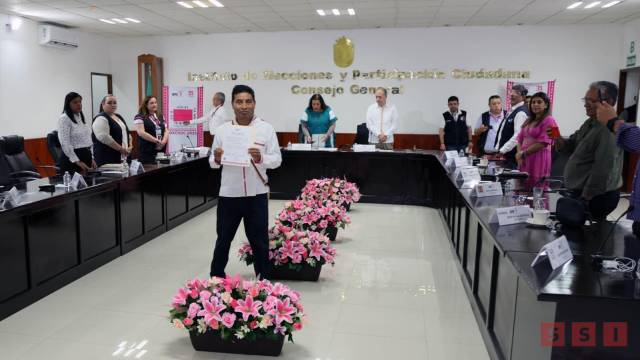 Susana Solis Informa No más bloqueos carreteros en Oxchuc se compromete alcalde electo , César Gómez