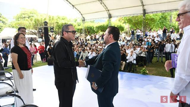 Susana Solis Informa Inician las actividades de la FIL UNACH 2025