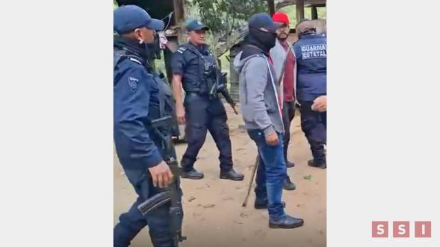 Susana Solis Informa EN CHILÓN desalojan a familias zapatistas; hay más de 10 detenidos