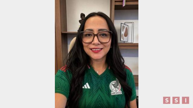 Susana Solis Informa Aviadores en el COBACH