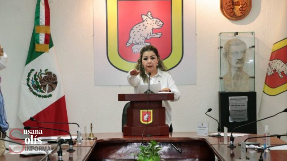 Toma protesta Karla Burguete Torrestiana al cargo de presidenta interina de Tuxtla Gutiérrez Susana Solis Informa