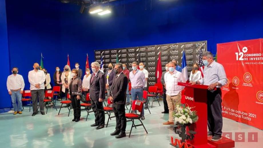 Asiste Carlos Morales como invitado especial a la inauguración del 12 Congreso Internacional Susana Solis Informa