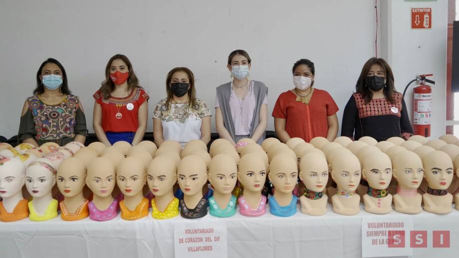 Agradeció la participación de las damas del Voluntariado en el Taller “Pintando Sonrisas contra el Cáncer”