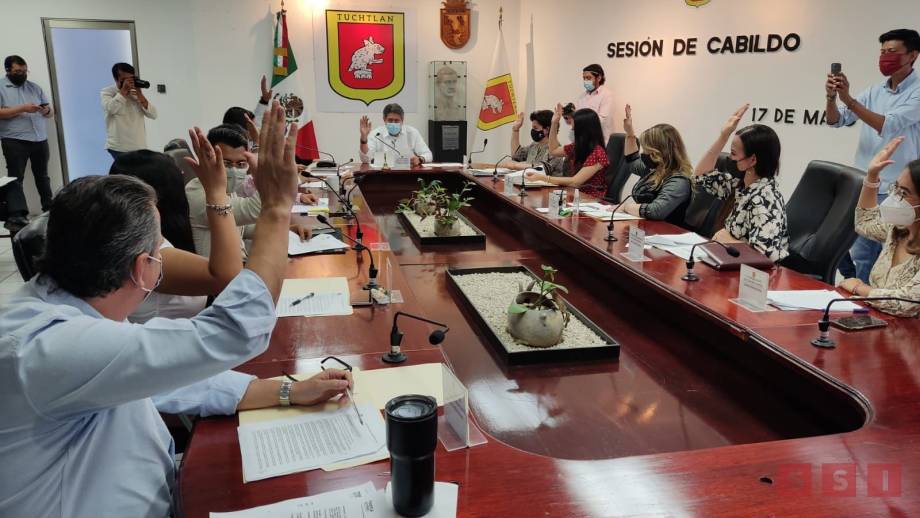 Cabildo de Tuxtla aprueba la ejecución de proyectos de obra pública, alumbrado, pensiones y cambios de uso de suelo - Susana Solis Informa