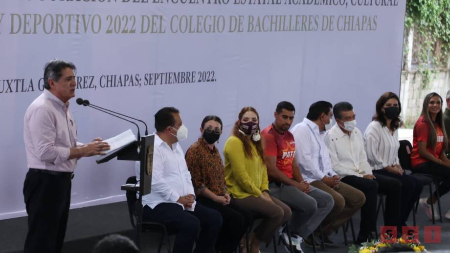 Asiste Carlos Morales como ponente y en la inauguración del Encuentro Estatal Académico, Cultural y Deportivo del COBACH - Susana Solis Informa