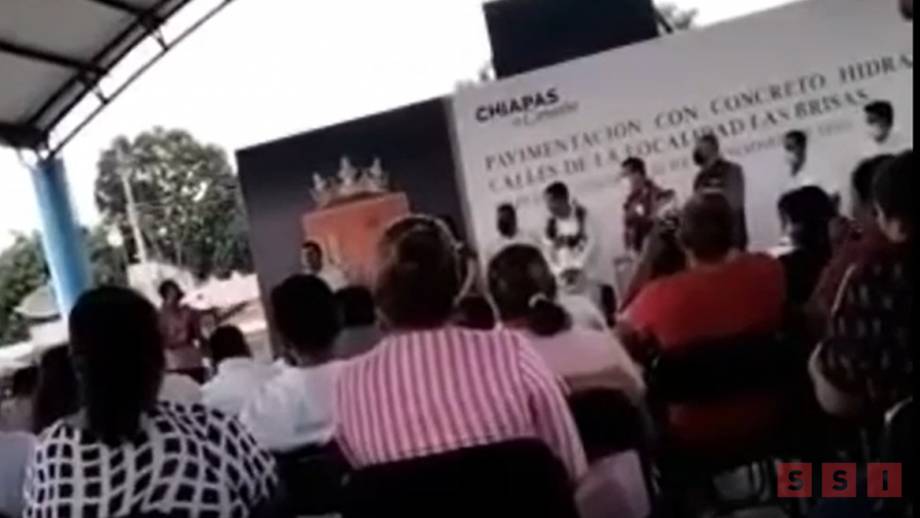 Reclama mujer a alcalde de Pijijiapan el adeudo de 300 tamales - Susana Solis Informa