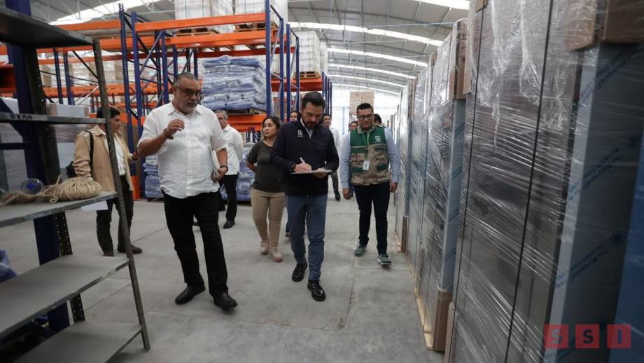 Zoé Robledo supervisa llegada de equipos de cómputo y red de frío para el IMSS Chiapas - Susana Solis Informa