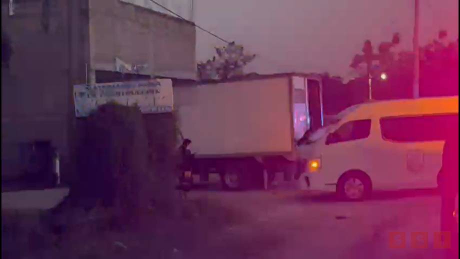 Luego de persecución policíaca; detienen a pollero y rescatan a 55 migrantes - Susana Solis Informa