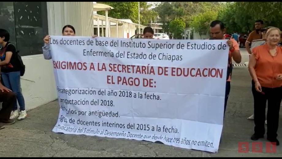 Protestan maestros de Escuela de Enfermería por falta de pagos y recategorización - Susana Solis Informa