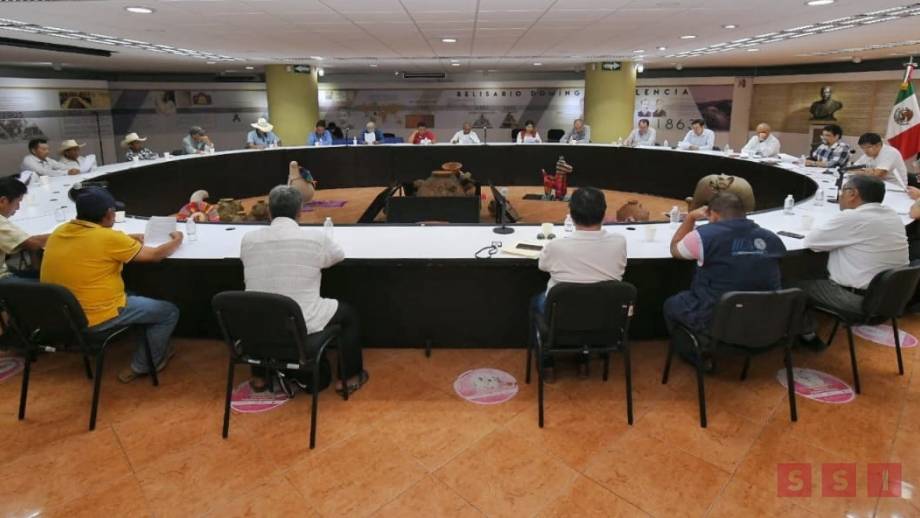 Se reúnen autoridades de Secretaría de Gobierno con integrantes de la Alianza San Bartolomé de los Llanos de Carranza - Susana Solis Informa