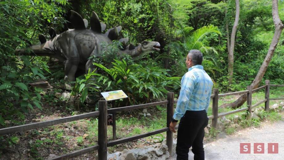 Helmer Ferras supervisa ampliación de Sbeel Dinosaurios - Susana Solis Informa