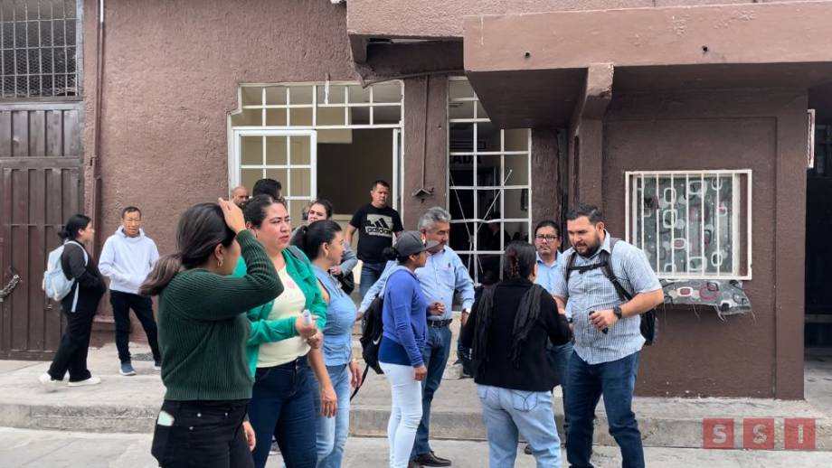 Maestros de secundarias técnicas, se inconforman por la falta de cadena de cambios - Susana Solis Informa