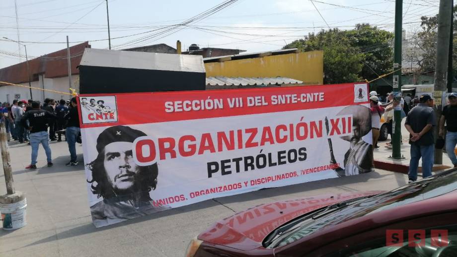 MAESTROS de la CNTE protestan por falta de solución a sus demandas - Susana Solis Informa