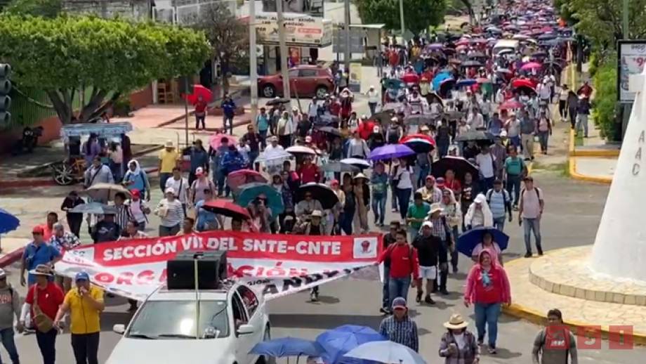 MARCHAN maestros de la CNTE en Chiapas - Susana Solis Informa