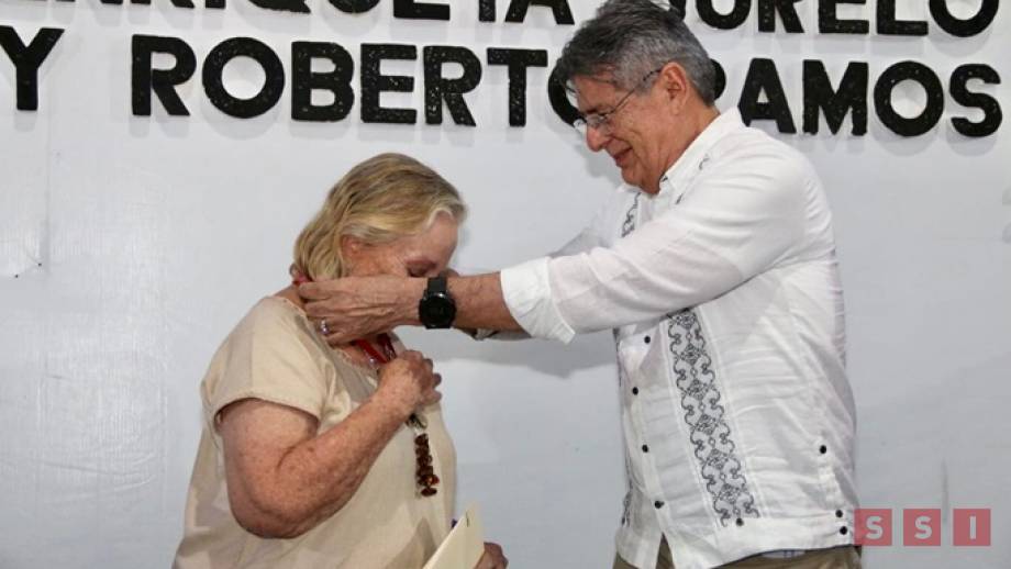 La ceremonia fue presidida por el alcalde Carlos Morales Vázquez