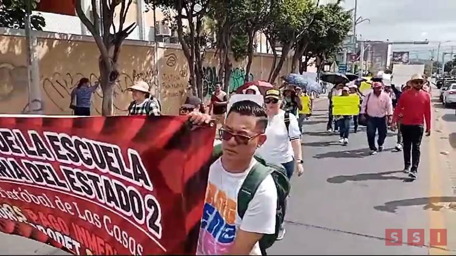 LES DEBEN a docentes interinos en Chiapas hasta 10 años de salario - Susana Solis Informa