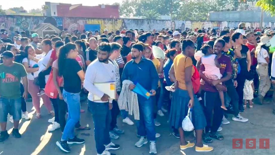 SE AMPARAN decenas de migrantes con cita programada del CBP One - Susana Solis Informa
