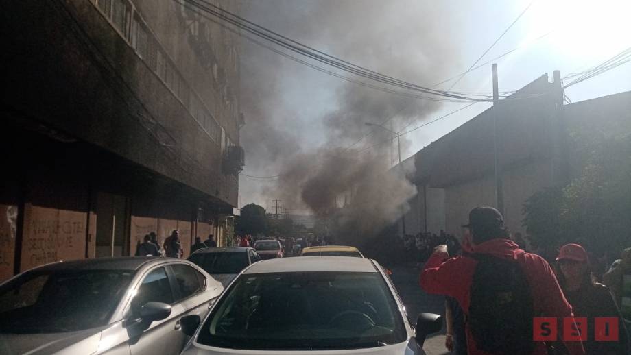 PROTESTAN maestros federales en Chiapas; exigen contratación de docentes y pago de adeudos - Susana Solis Informa